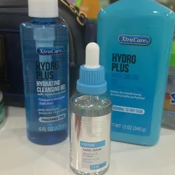Juego de resum , limpiador y crema hidratante