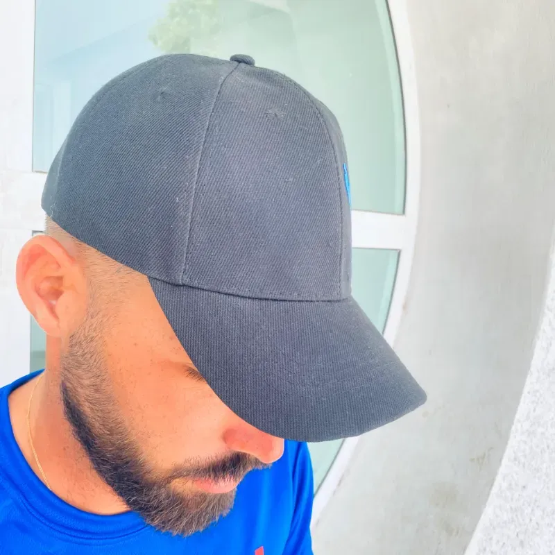 Gorra negra 