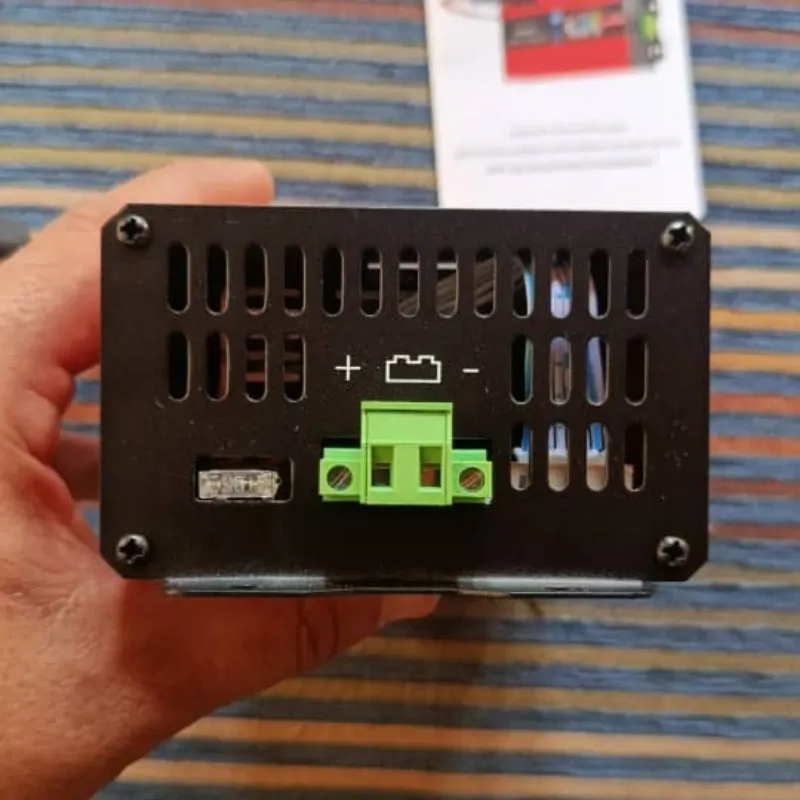 Controlador de carga solar