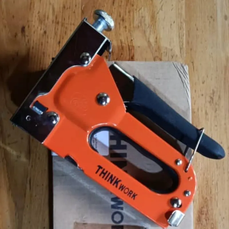 Engrapadora tipo pistola THINK WORK