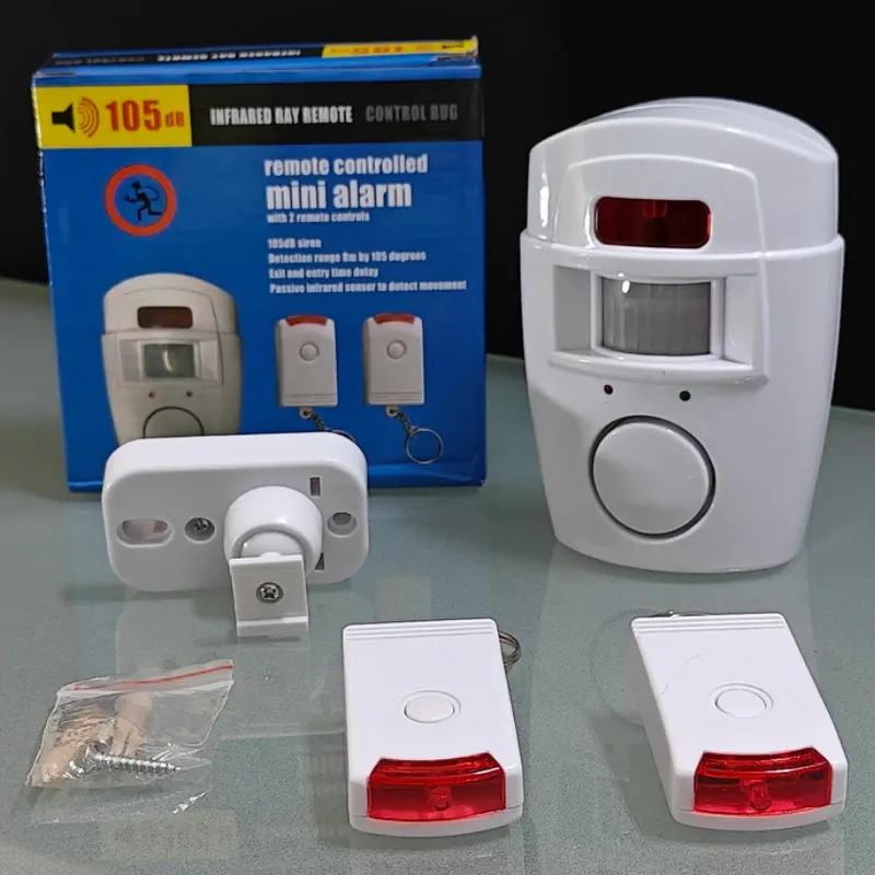 Sensor de movimiento con alarma y control remoto