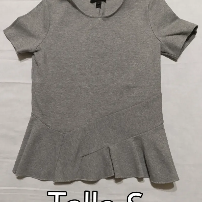 Blusa gris