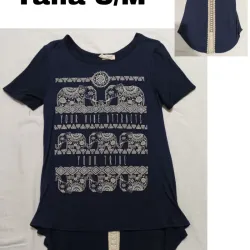 Pullover  Azul con elefante. 