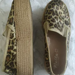 Alpargata de leopardo con brillo, altas. 
