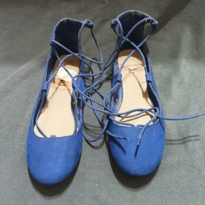 Balerinas azules con tiras 