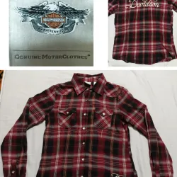 Camisa de mangas largas de cuadros roja. 