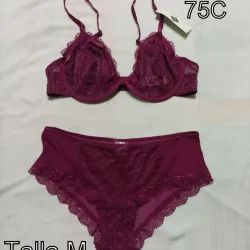Conjunto blumer con ajustador con encaje lila escuro