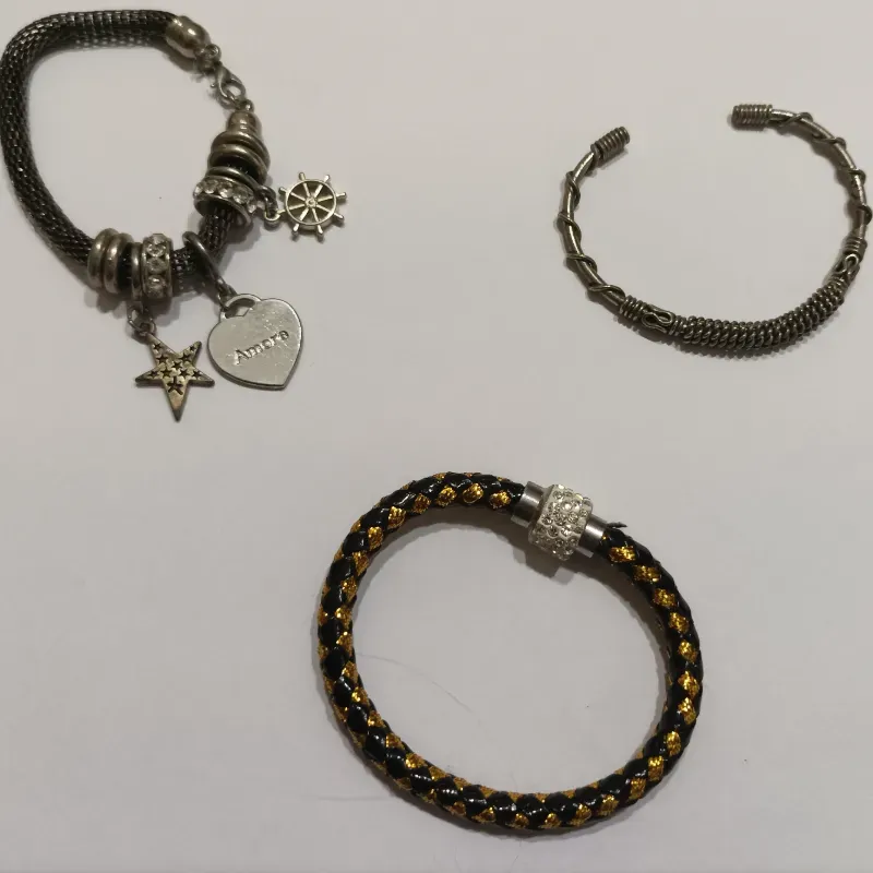 Pulseras y esclava