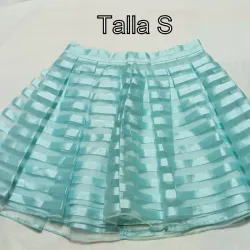 Saya azul. 