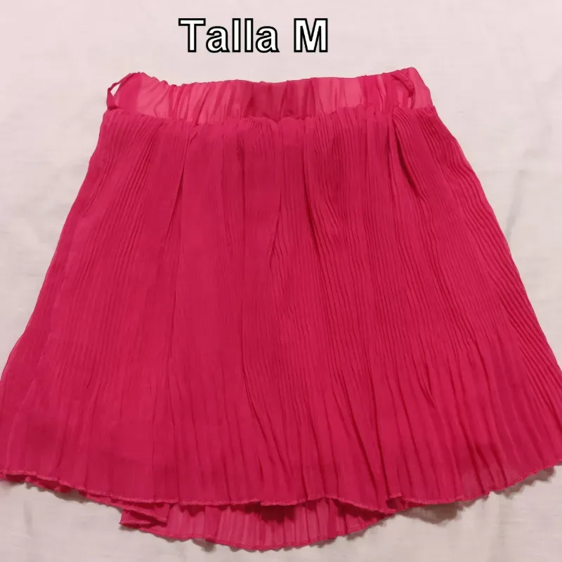  Saya fucsia. 