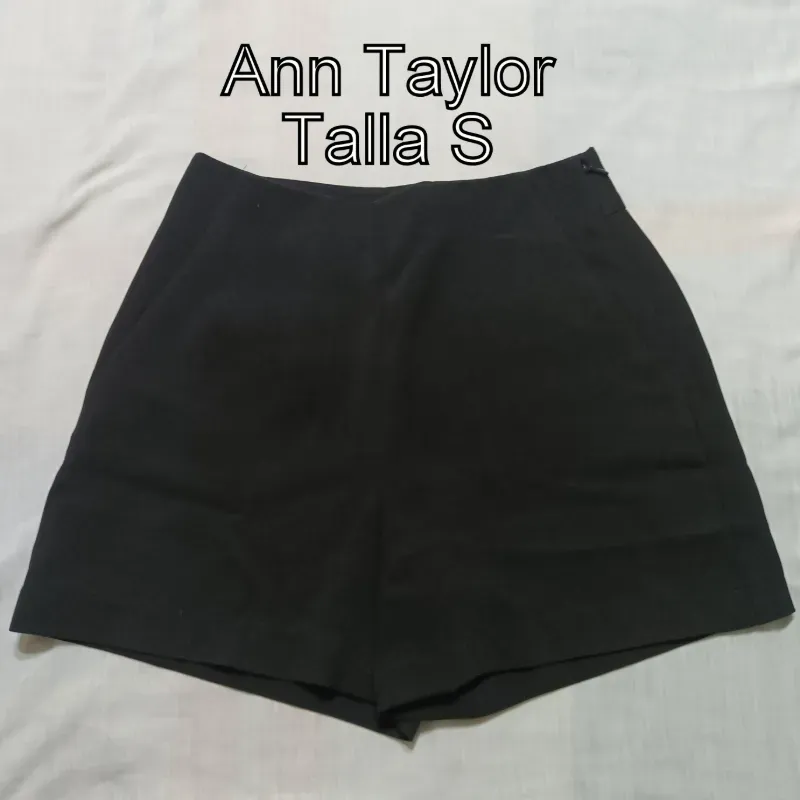 Short negro, Ann Taylor. 