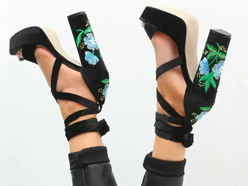 Tacones y plataformas