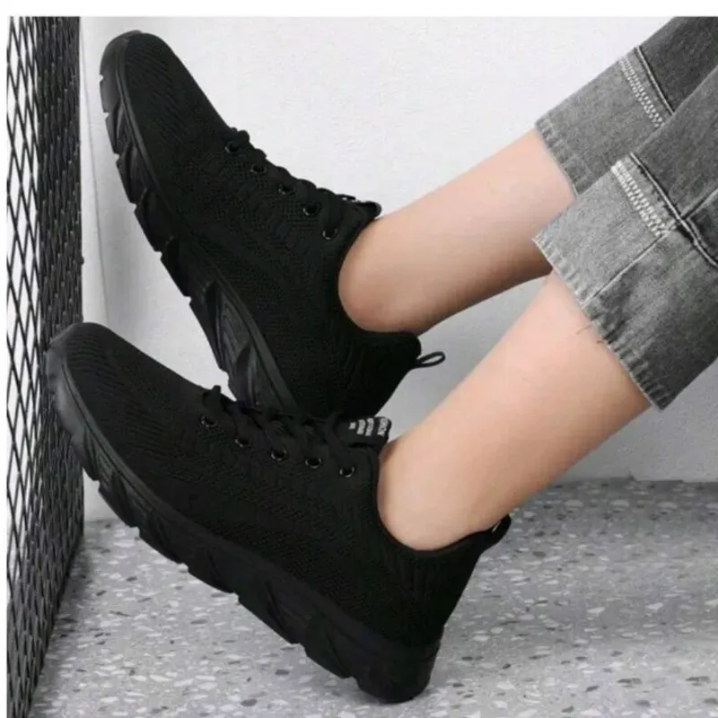 Tenis Negros