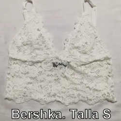 Top blanco de encaje 