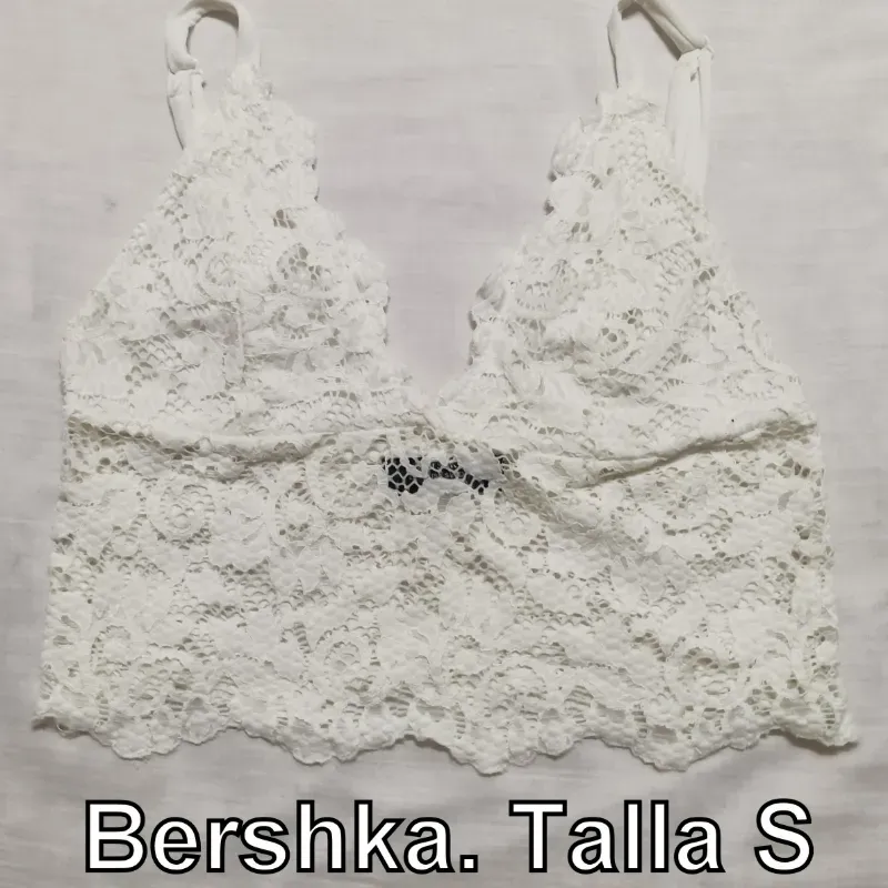 Top blanco de encaje 