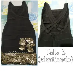 Vestido marrón con lentejuelas, elastizado de espalda afuera. 