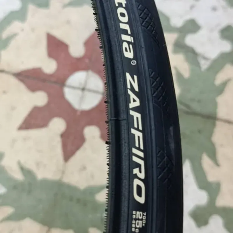 Cubierta Vittoria Zaffiro