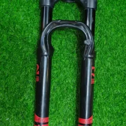 Frente fox step cast