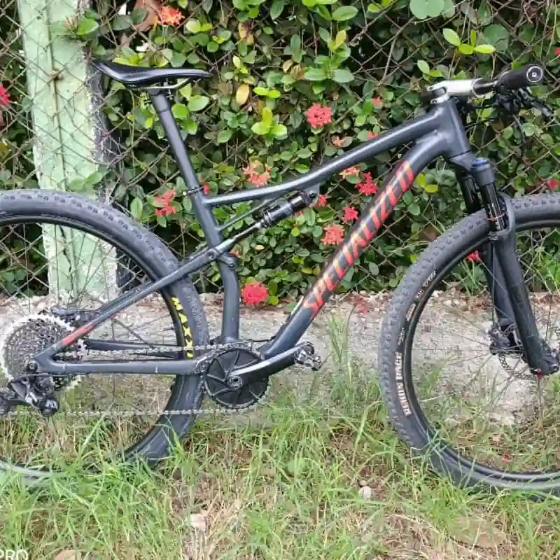 SPECIALIZED 💯