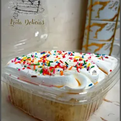 Porción de torta Tres Leches. 