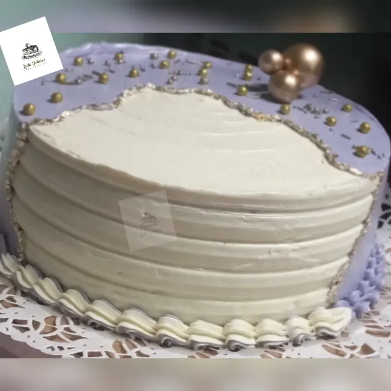 Torta de Buttercream(crema de mantequilla) de 30cm