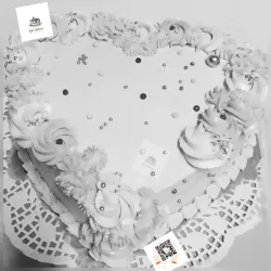 Torta de Corazón de Crema Chantilly (Nata)