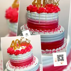 Torta Redonda de Dos Niveles Cobertura Simple 