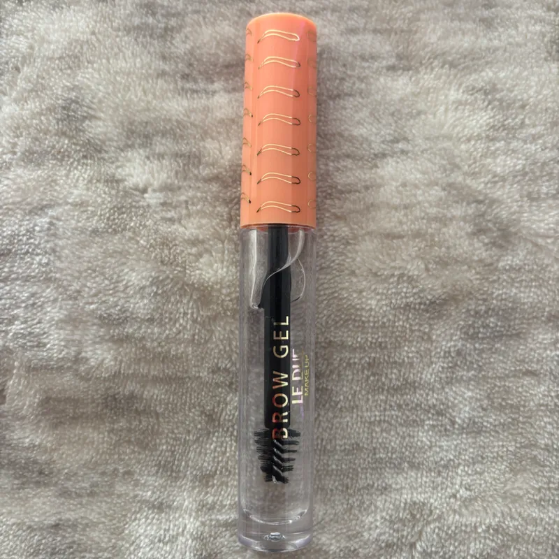 Gel fijador de cejas