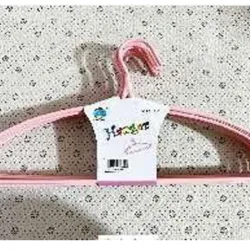  colgador de ropa;  Espesor del alambre: 4,8 mm, espesor de la  carcasa de plástico: 6,4 mm,  tamaño:42,3cmx22cm, peso:58g- tubo hueco  Rojo. Azul, verde claro, pe + tubo hueco  8/tarjetas de papel