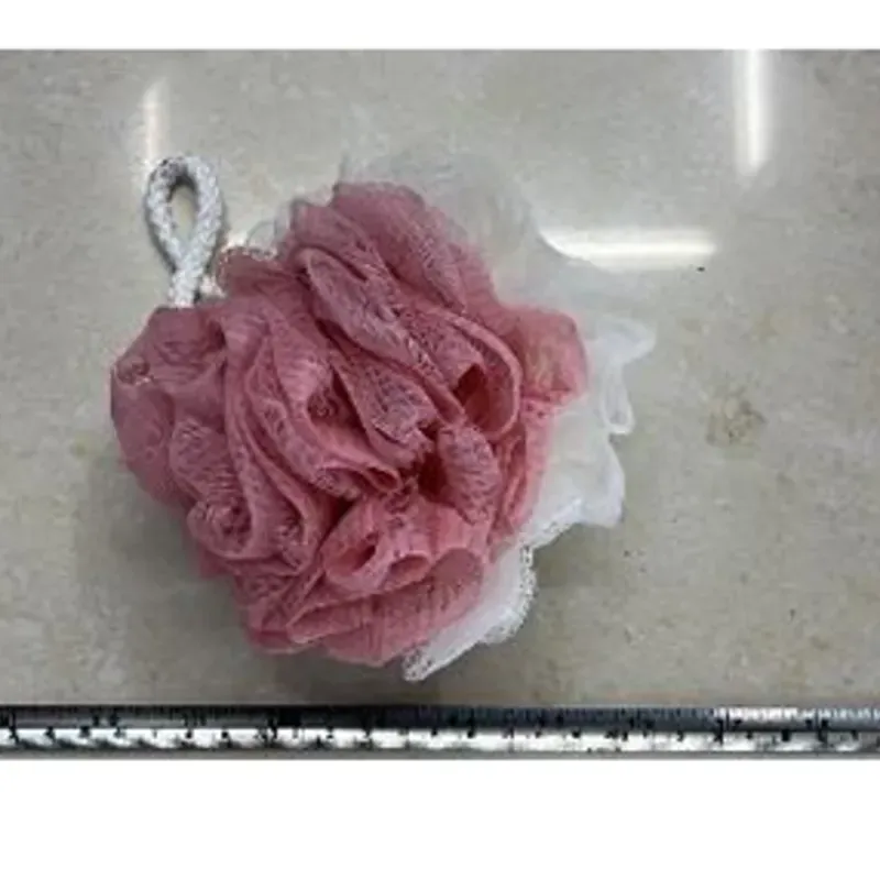  Esponja redonda de baño con asa  50 gramos, doble color, malla fina, mezcla de 5 -  6 colores,  12pzas /bols plástica