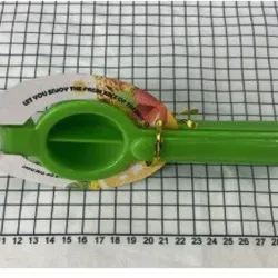 exprimidor de limón  20*6cm, 57g, plástico  1pc/puñalada