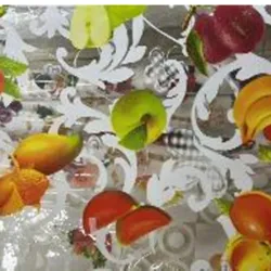  Mantel con diseño de frutas,plástico  1.37 * 20m, 10mic 