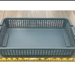  Organizador，cesta rectangular plástica,242g,  42*25.5*8cm.