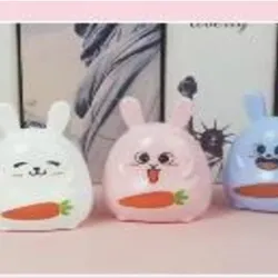  Sacapuntas plástico con forma  de conejo en colores. Medida: 4  * 3,5 * 5,5 cm,  blanco 720  unidades /  verde 720  unidades/ rosa 720 unidades /   azul 720 unidades.  72 unidades / cubo plástico