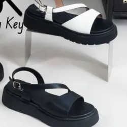 Sandalias