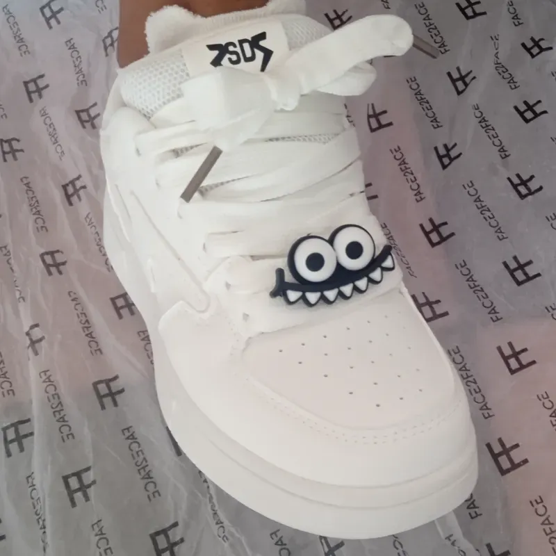Tenis