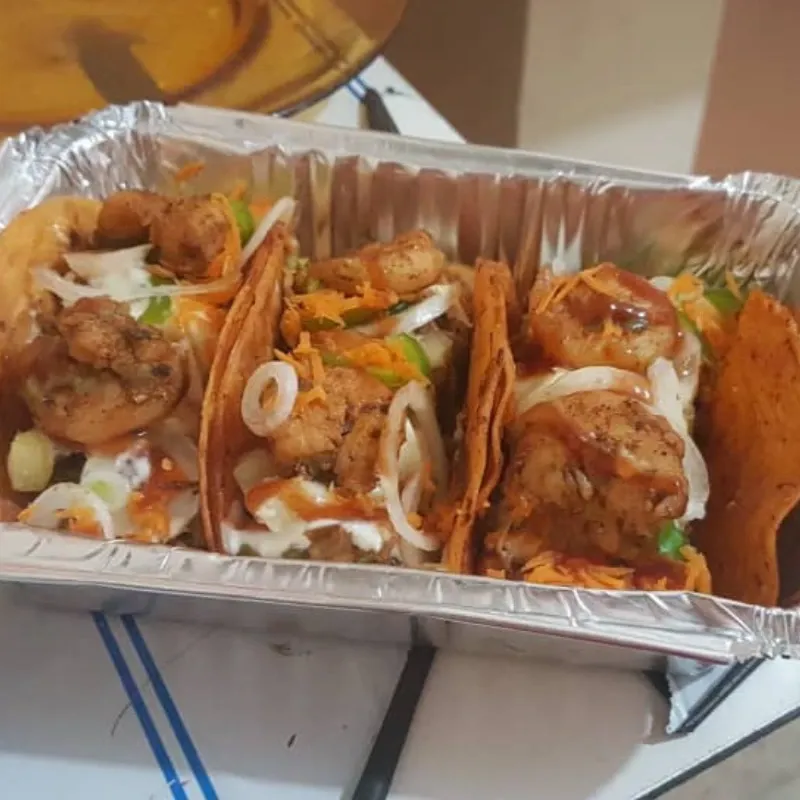 Mini tacos de camarón 