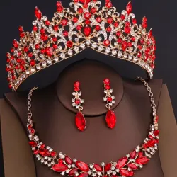 Tiara, Collar y Aretes