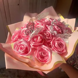 Ramo de 15 rosas con corona 
