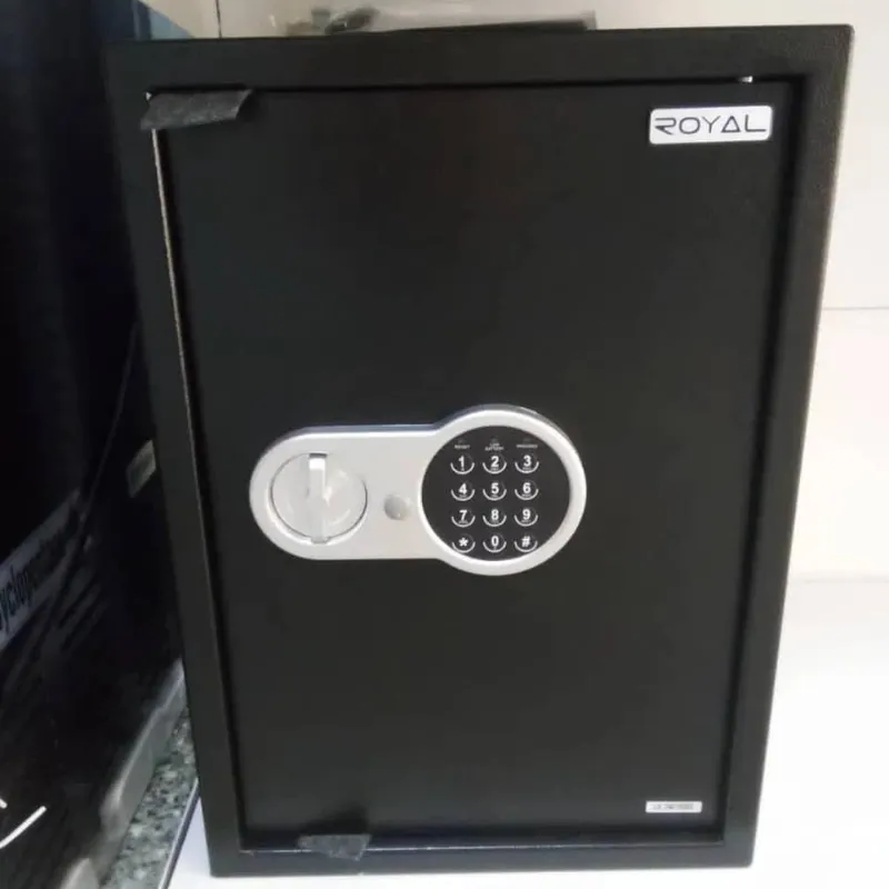 Caja fuerte Royal