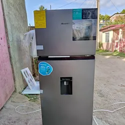 Refrigerador HISENSE