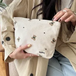 Cosmetiquera de corduroy 🧸