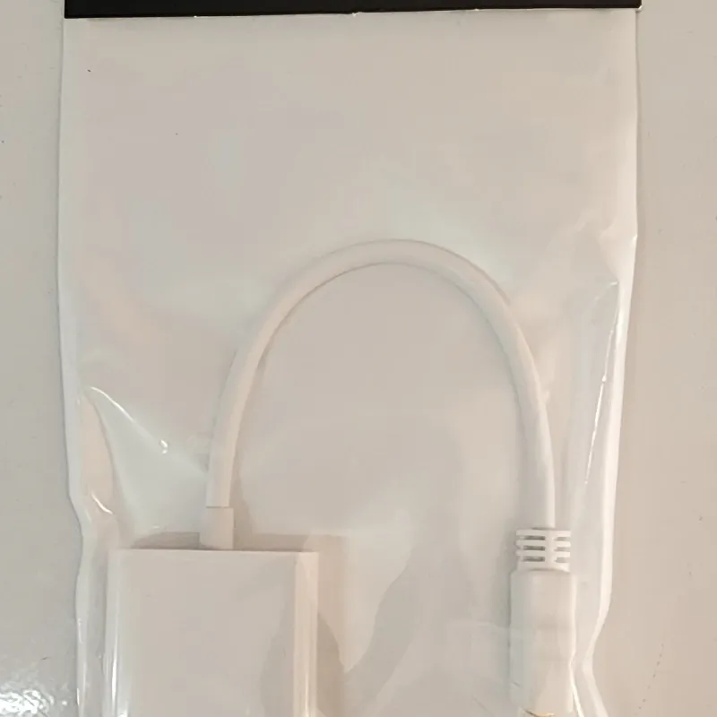 Adaptador de HDMI to VGA  para PC y Laptop