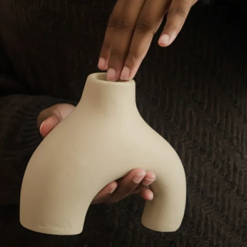 Yael Form Sandstone