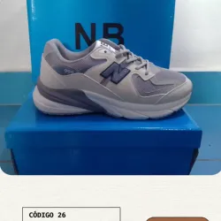 New Balance  26