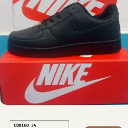 Nike 34