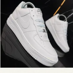 Nike 20