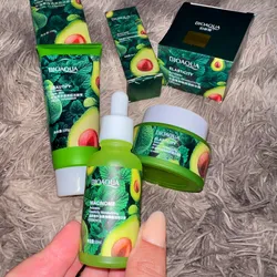 Kit de Extracto de Aguacate con Niacinamida 
