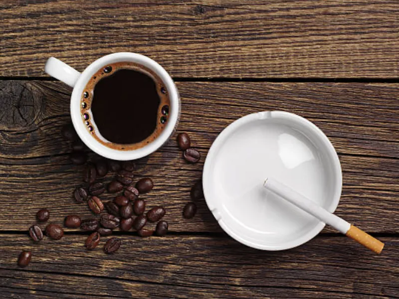 CAFÉ, INFUSIONES Y CIGARROS