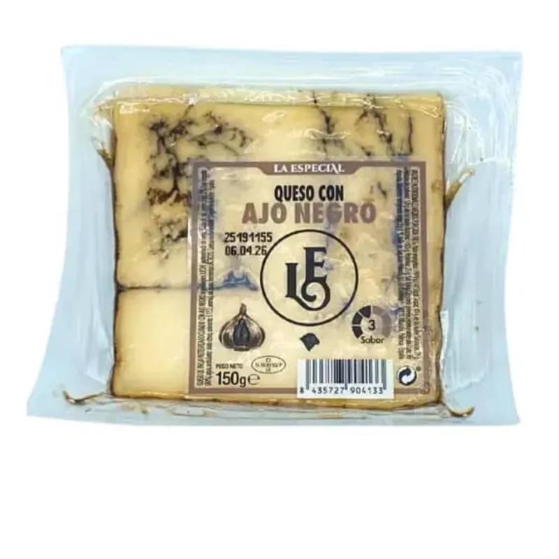 Queso de oveja con ajo negro